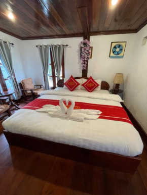 Luang Prabang - Villa Ouis Namkhan Riverside 2